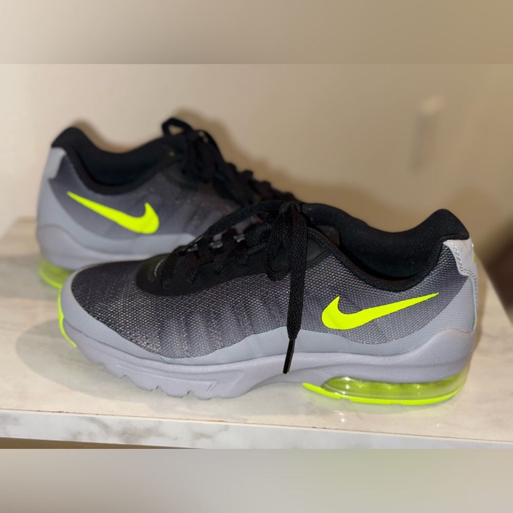 Nike Black and Gray Sneakers with Lime Green accents